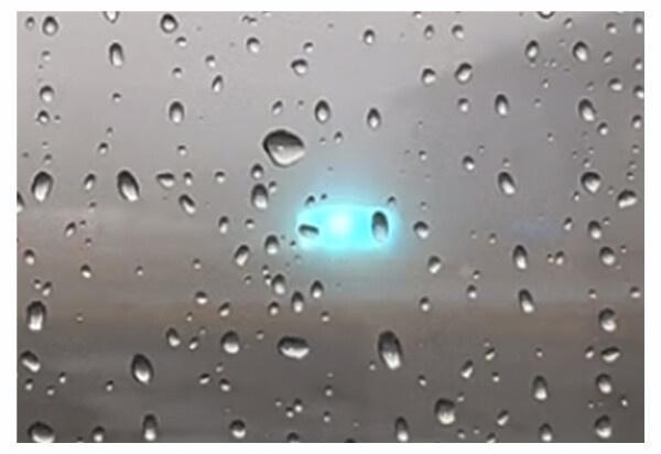 ▲雷击时绞盘发出光亮（图 4）