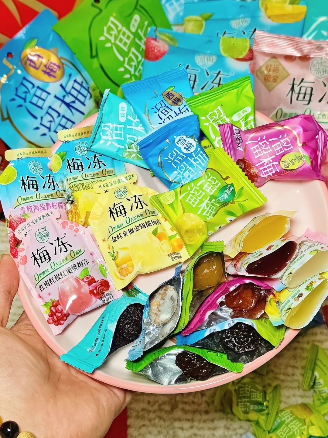 图片来源：微博@溜溜梅