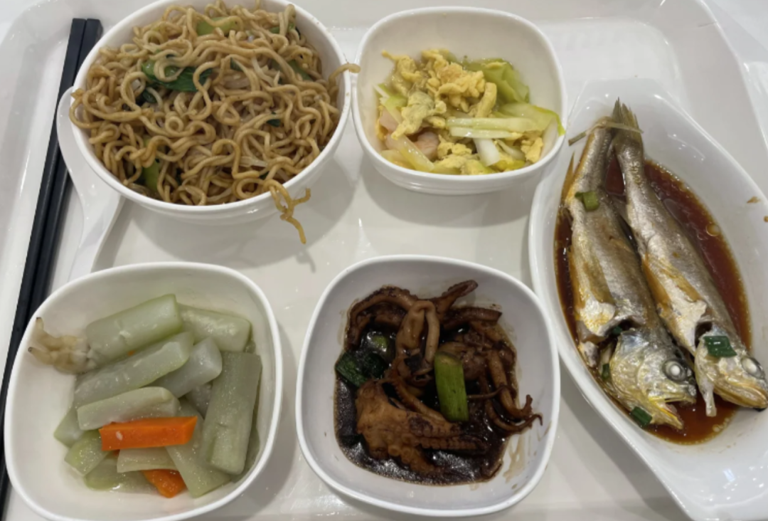 宁波银行食堂餐食