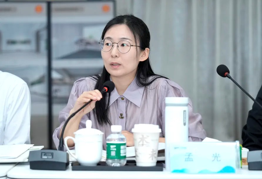 　　图：住房和城乡建设部标准定额司建筑节能处二级调研员孟光