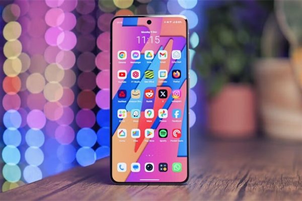 ɫһСĻ콢 Vivo X200 Feȱ¶