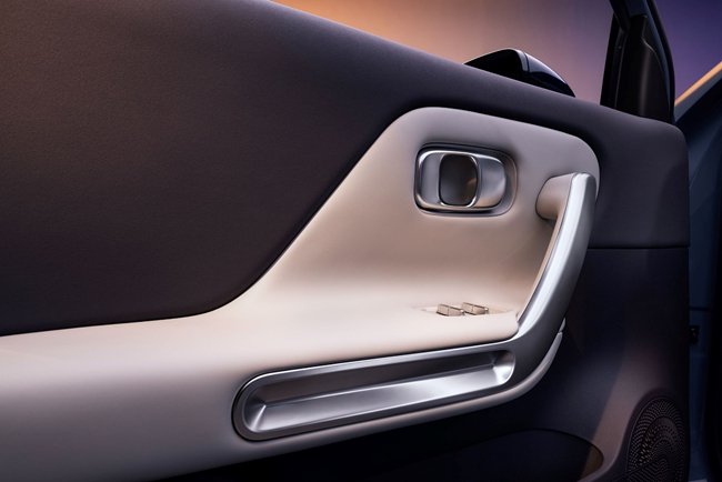 百变健康座舱：出行生态新范式