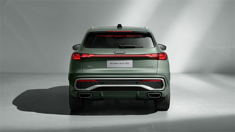 一汽奥迪A5L和全新奥迪Q5L上海车展同台亮相，开启智能豪华出行新篇章