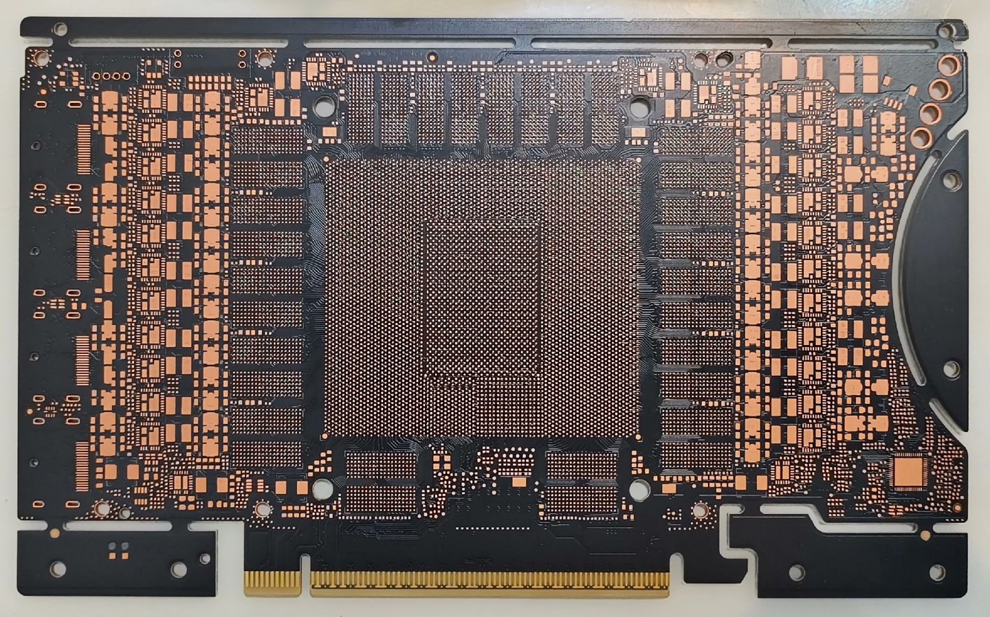 ▲ 对应显卡正面