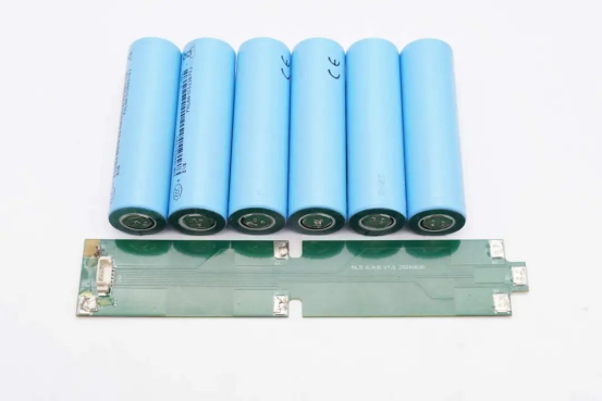 图片来源：充电头网