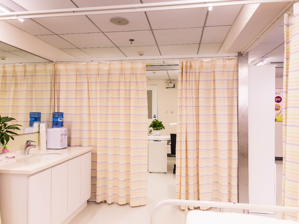 心理咨询室和医务室