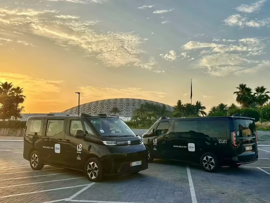 ▲ 文远知行 Robotaxi 在阿布扎比