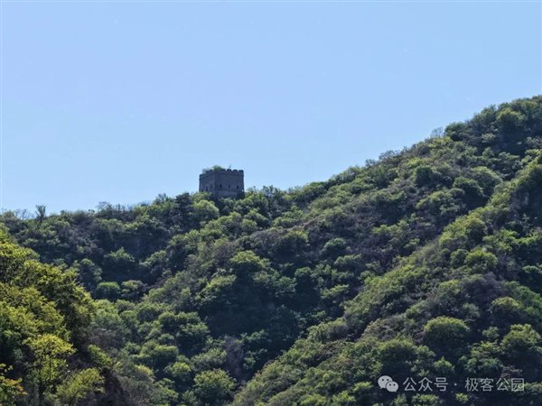  DJI Mavic 4 Pro 主摄/长焦/极限长焦画质对比 | 图片来源：极客公园