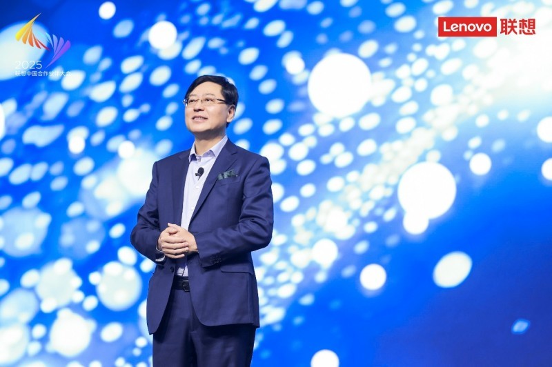 联想集团董事长兼CEO杨元庆
