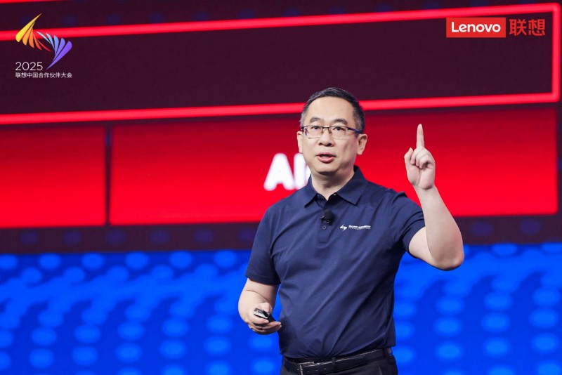 联想集团副总裁、中国政企业务群总经理王立平