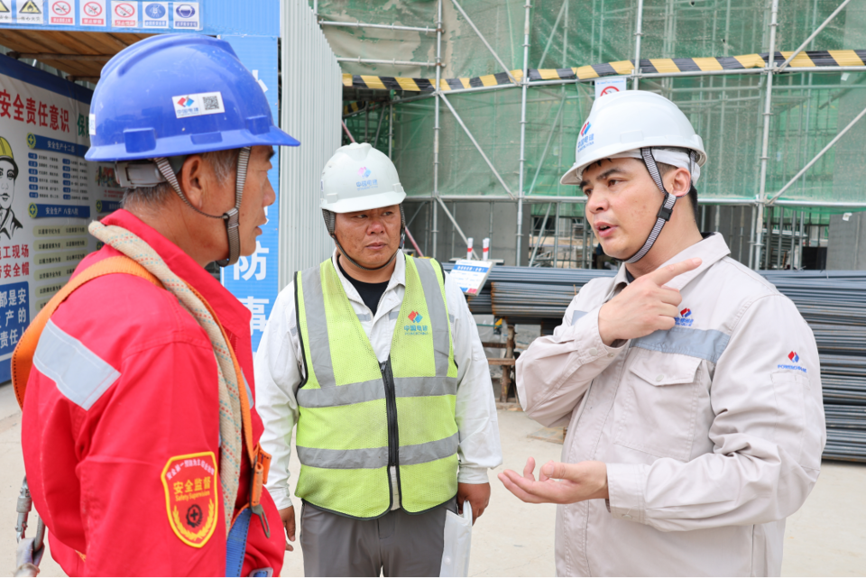 用奋斗书写青春之歌 ——“青年五四奖章”获得者丁建|福建省_新浪财经_新浪网