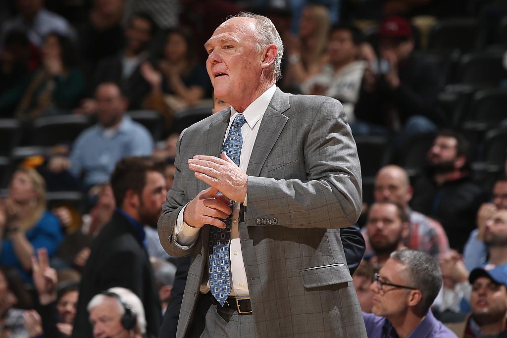 人物志|直言不讳的名人堂主帅乔治-卡尔：他的言论仍影响NBA吗？