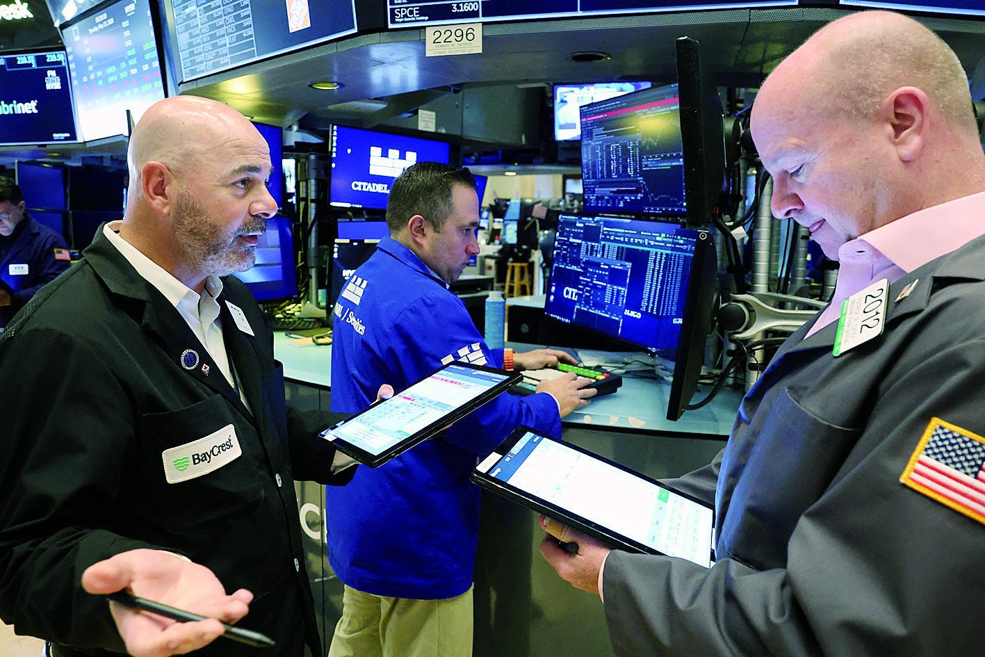 美国纽约证券交易所交易大厅