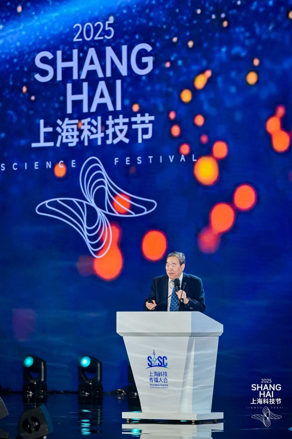 中国科学院院士、中国科学院脑科学与智能技术卓越创新中心学术主任蒲慕明。