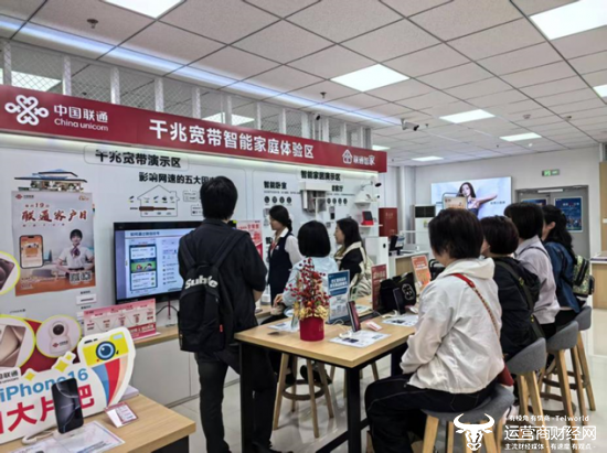 反弗拉德技术赢得了赞扬，智能服务使人们的心
