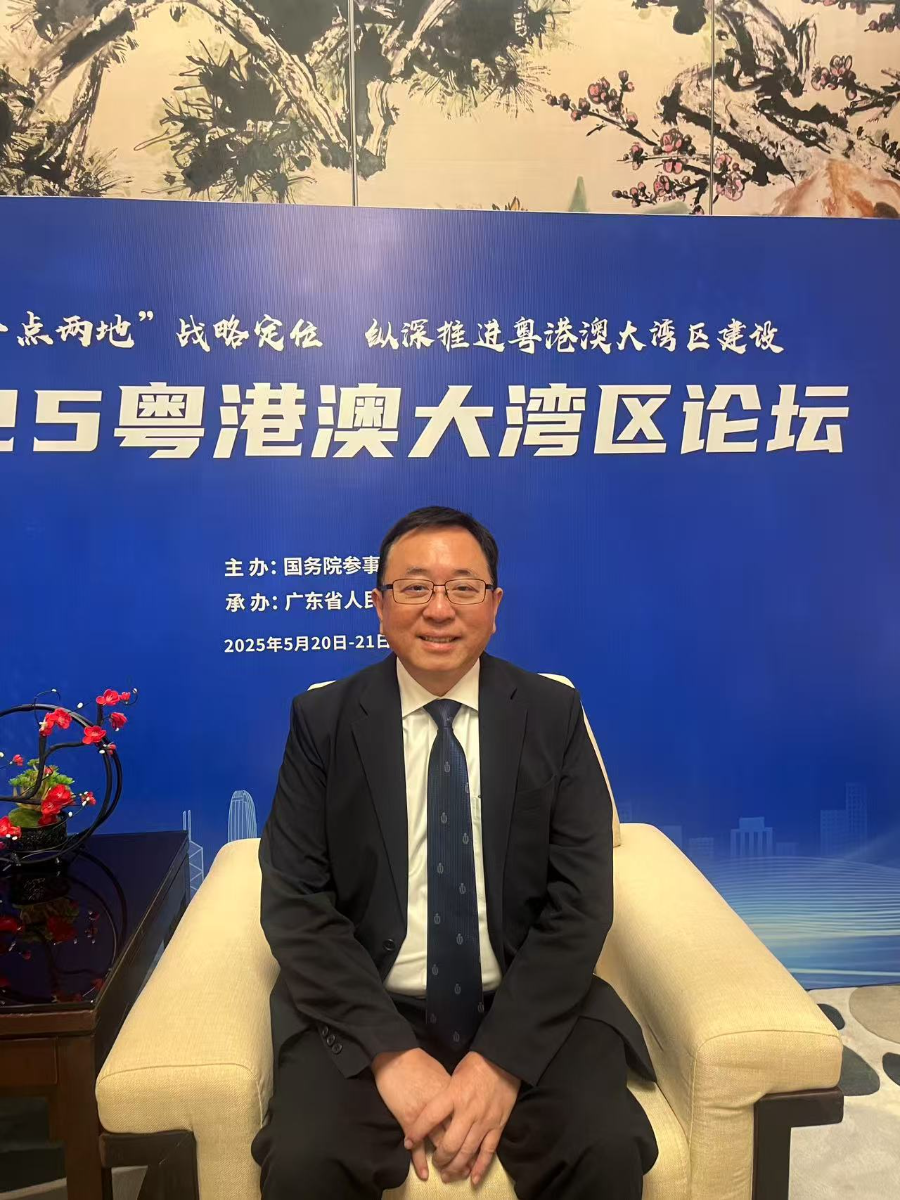 （香港科技大学（广州）创校校长倪明选）