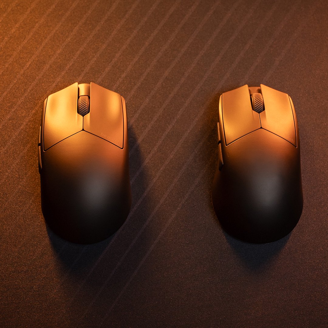 ▲ 官方于 X 平台发布的实拍图，左为 Sym，右为 Ergo