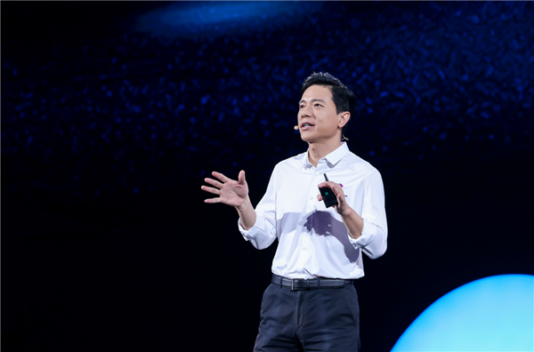 罗宾·李（Robin Li）：百度模型的研究和开发侧重