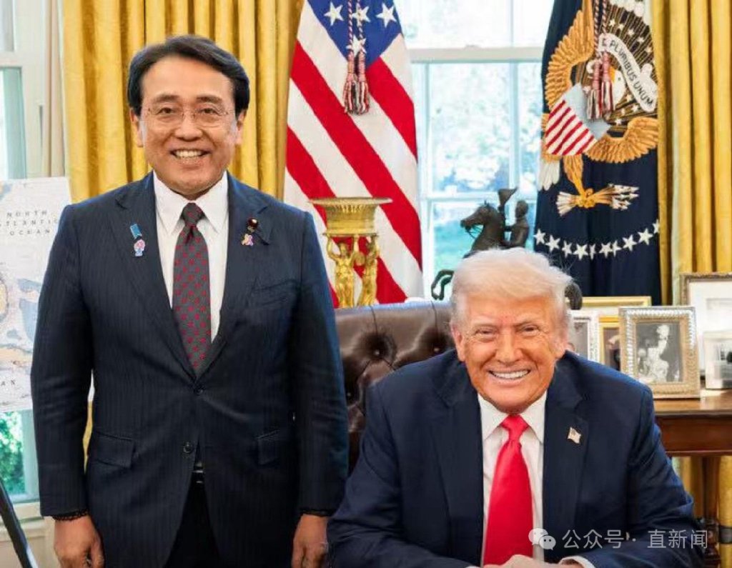 当地时间4月16日，赤泽亮正与特朗普在白宫会面。