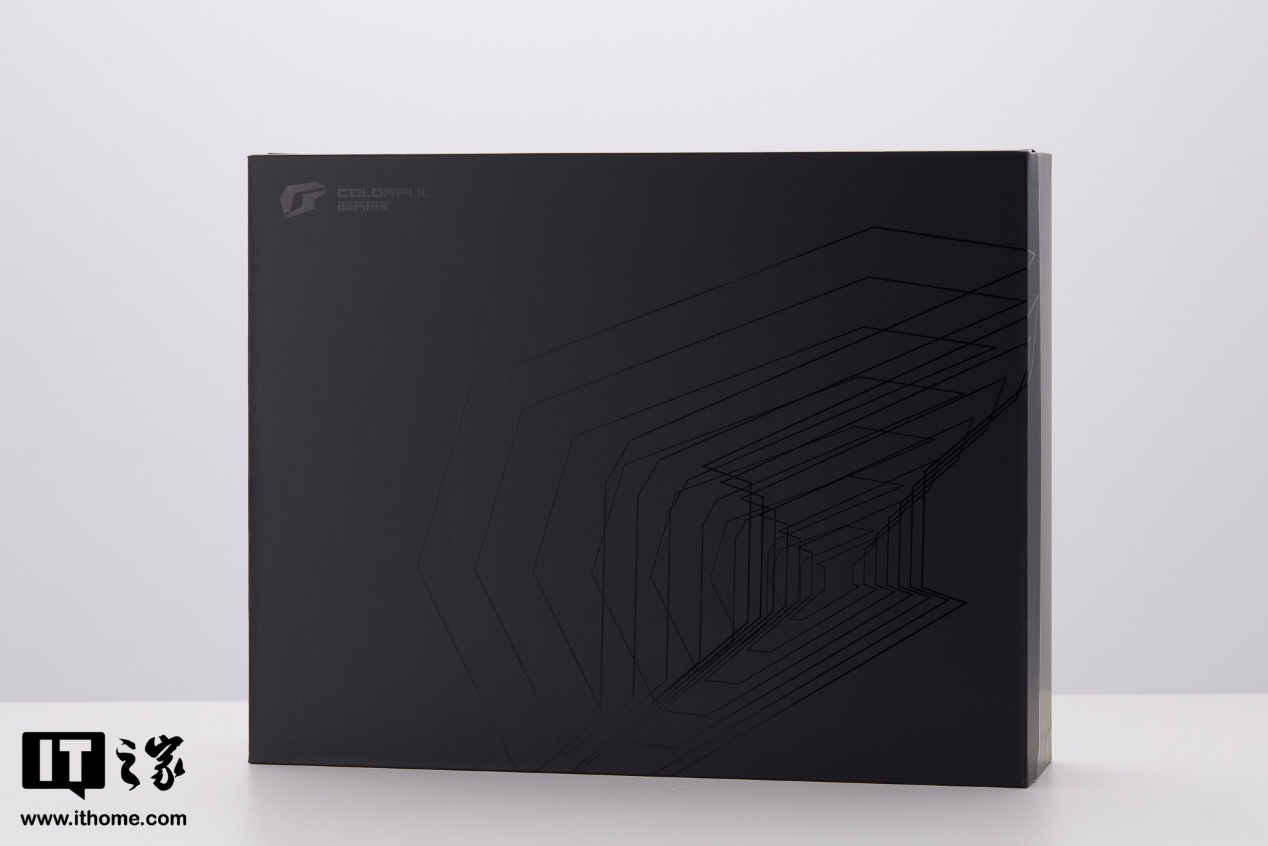 [房屋评论室]彩色Igamem16 origio游戏游戏笔记本评论