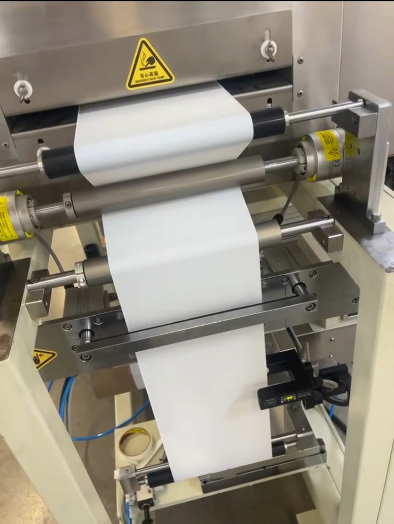 高架精确的微孔涂料机是固态电池研发团队的亮