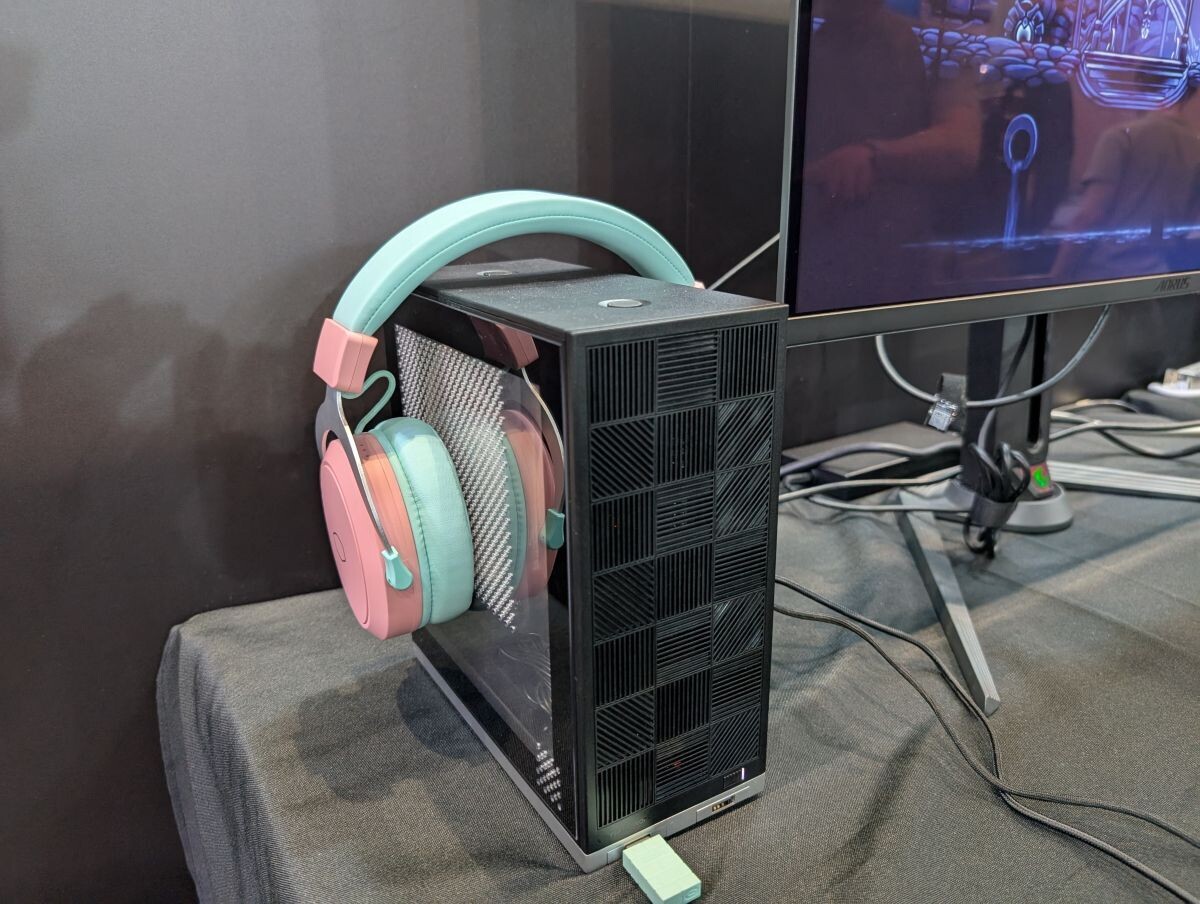 ▲ 实拍图，图源 TechPowerUp