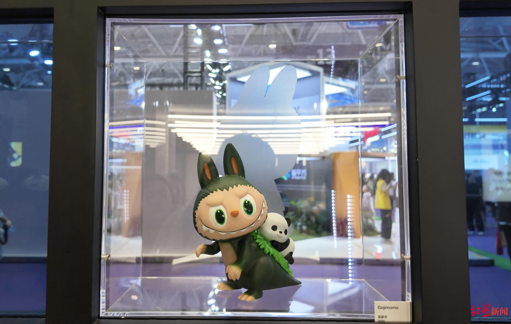 ▲LABUBU与熊猫IP结合