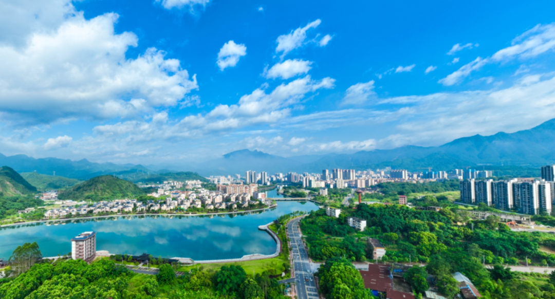 十年,乳源成功摘得全国文明城市"金字招牌"