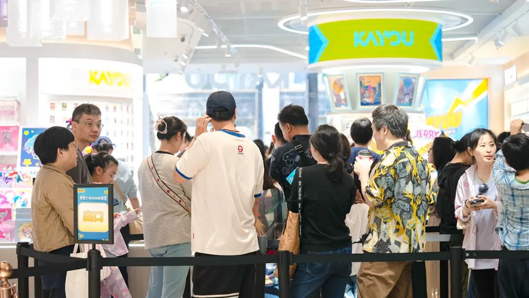 江苏，Zhijiang和上海的传奇人物担任了100亿名学生