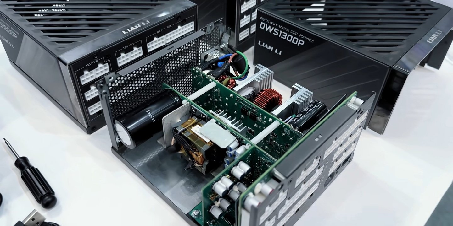 ▲ DWS1300P、DWS1600P 电源