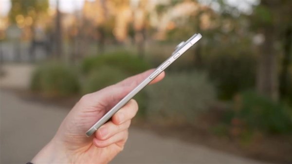 OPPO Find X9 Ultra或将采用后置四摄