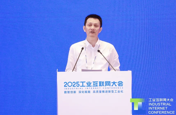 中国信息通信研究院总工程师 敖立