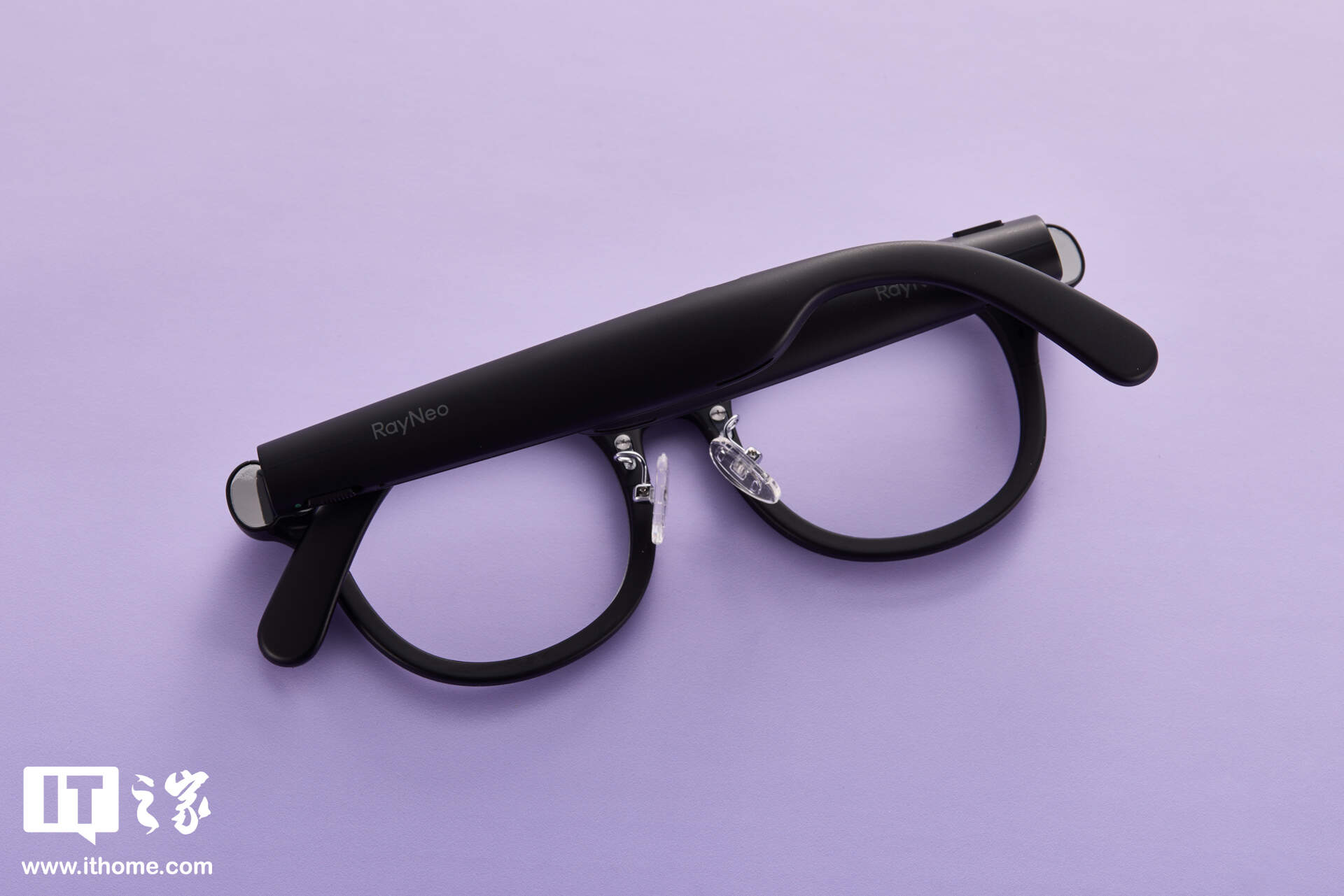 京东雷鸟【雷鸟超级新品】RayNeo V3 Slim AI 拍摄智能眼镜 蓝牙眼镜 镜架非平光镜 雾紫券后 1949 元领 50 元券