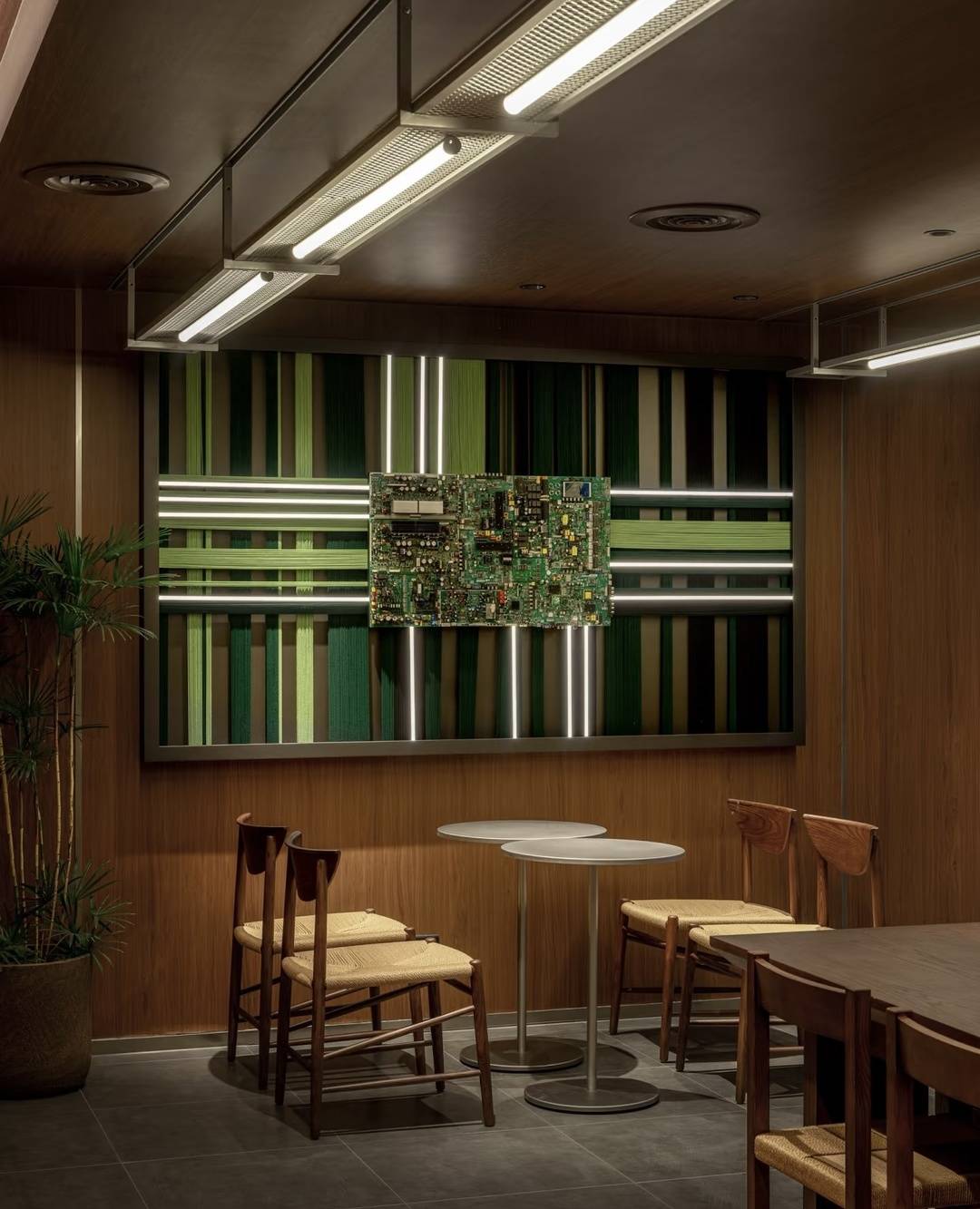 交织未来由回收的PCB电路板为主材打造出了中国竹意象