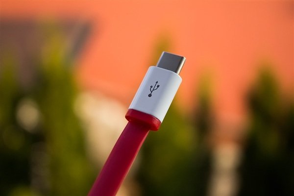 USB4 v2.0将以120Gbps的峰值