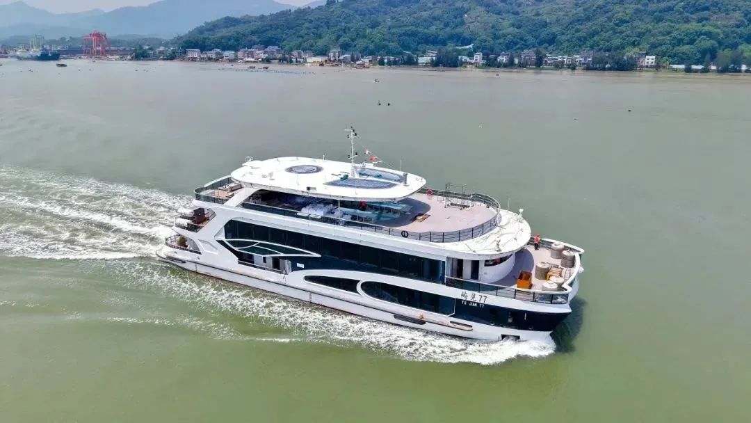 “屿见77”游客船。图源：宁德海事局