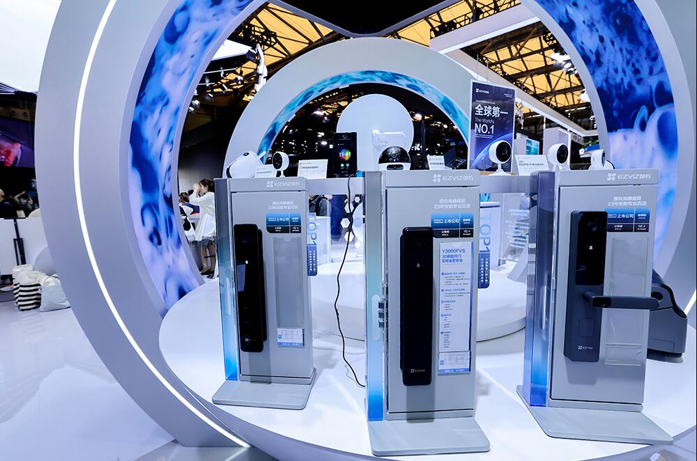 在20％增长的背后，智能门锁正在发动“高端战争