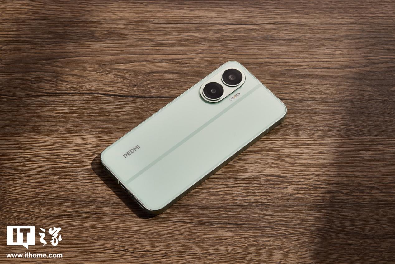 IT之家评测室：REDMI Turbo 4 Pro 手机体验