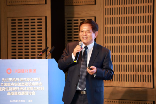 ▲赵谦主任汇报方案