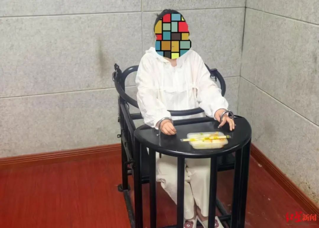 ▲杨某被警方抓获 图片来源：红星新闻