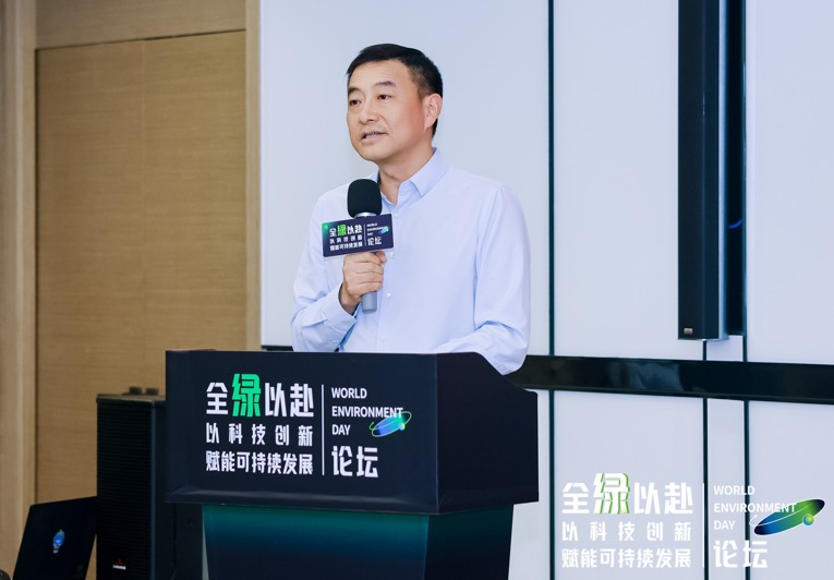 中国中小企业协会DaaS服务专委会主任、凌雄科技集团董事会主席胡祚雄致辞