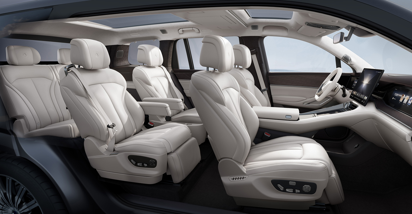 ▲ 腾势 N9 内饰