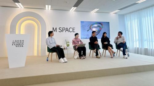 (图片从左到右依次为:官正、陆蓉之、何嘉、管芃、叶广楠)