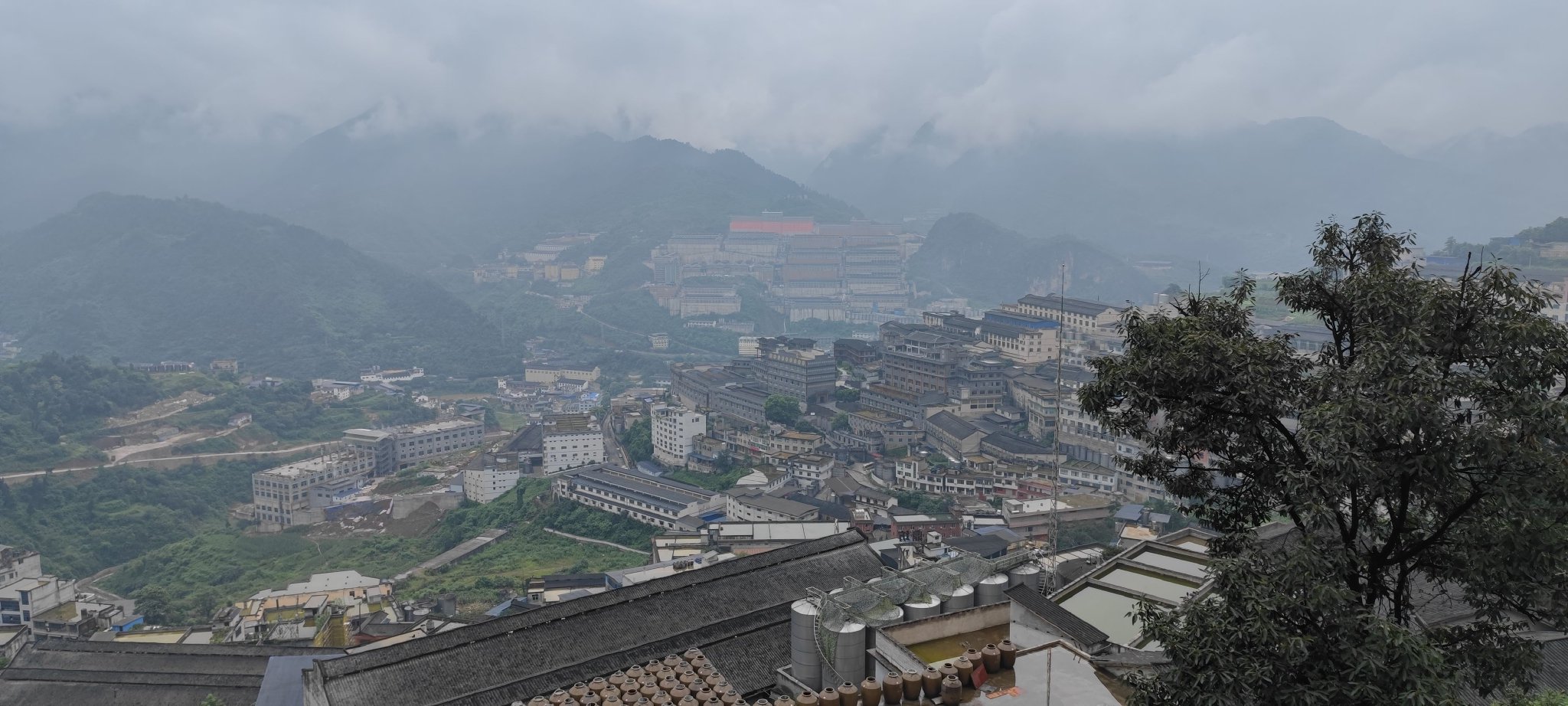 茅台镇一角。图源：受访者提供