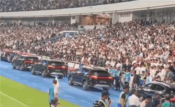 乌兹别克斯坦进入世界杯，奖励总统的每个球员