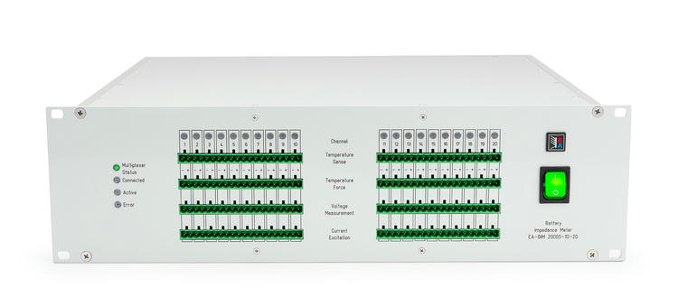 图1 EA-BIM 20005电池阻抗分析仪提供20个用于电化学阻抗谱（EIS）测量的通道，外加20个用于温度传感器的通道