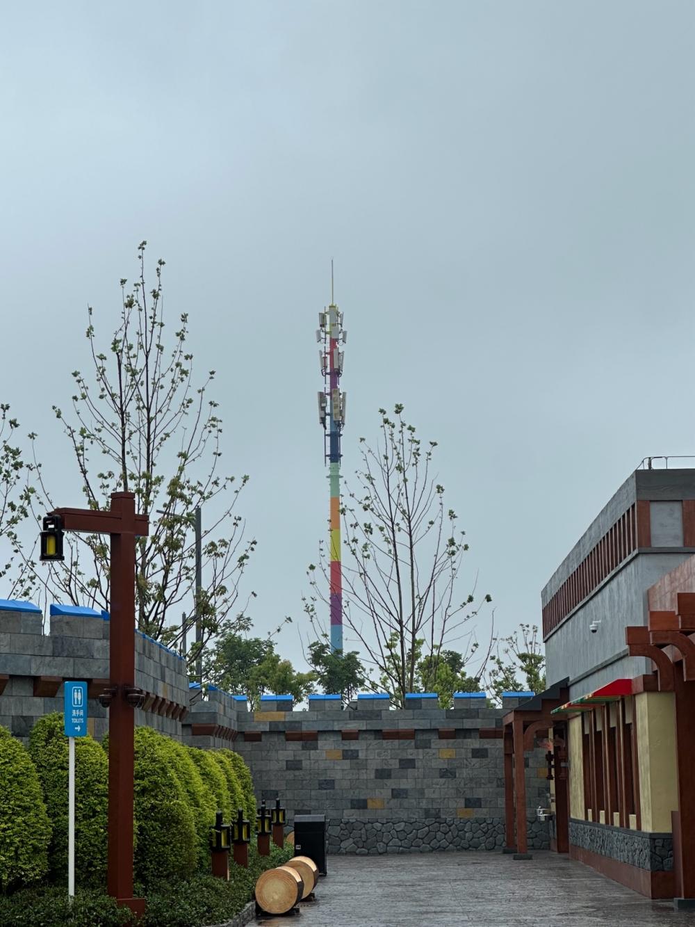 图：乐高“积木式”通信塔