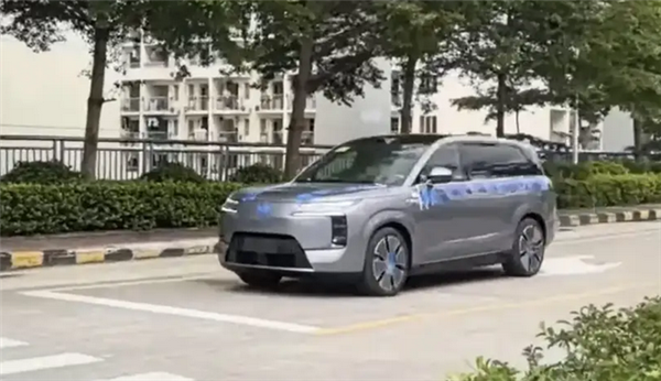 您将购买多少！ Tengshi N8L道路试验的间谍照片暴