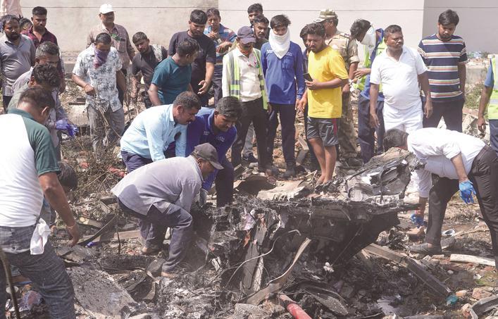 客机事故现场超度-澶у瀷瀹㈡満浜嬫晠