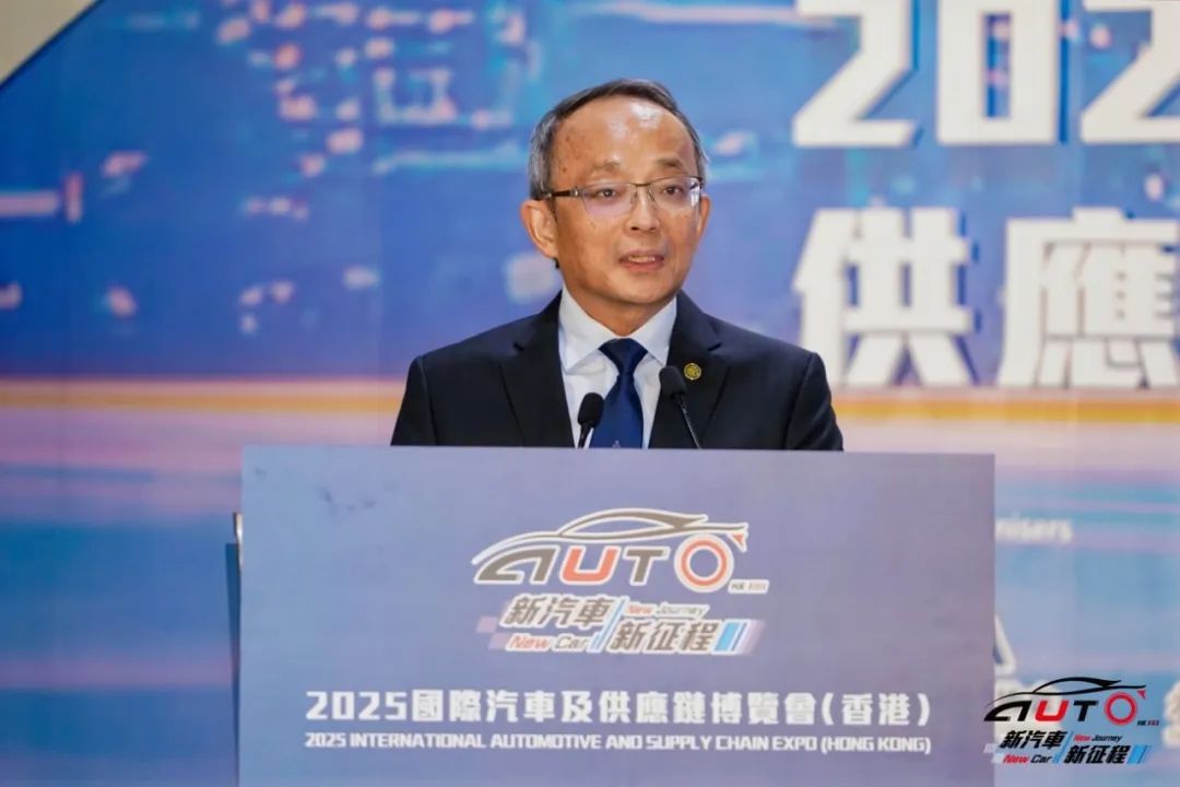 ⾹港科技⼤学副校长郑光廷